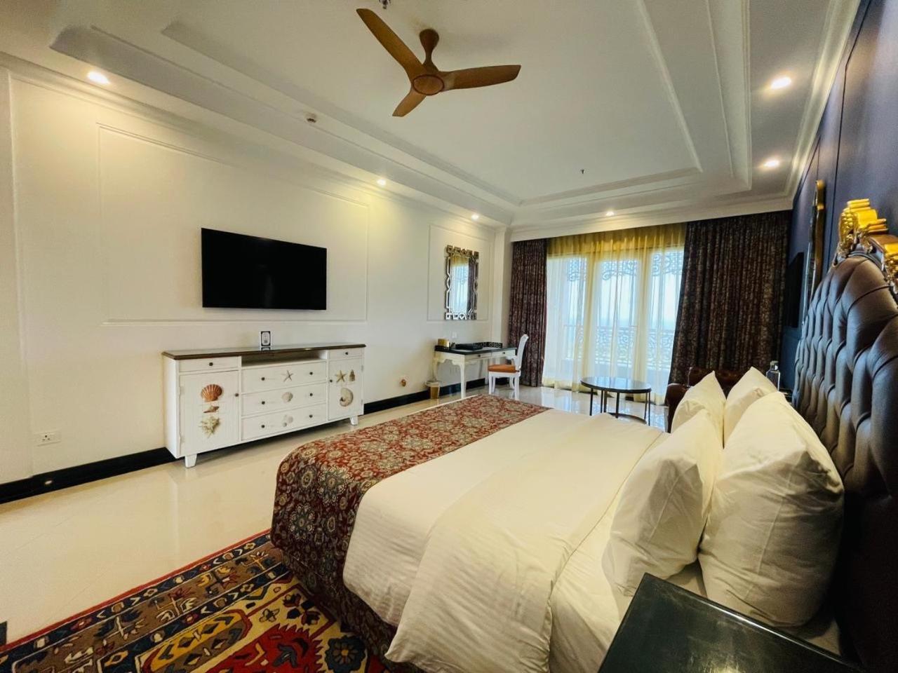 Mayfair Palm Beach Resort Gopālpur 外观 照片
