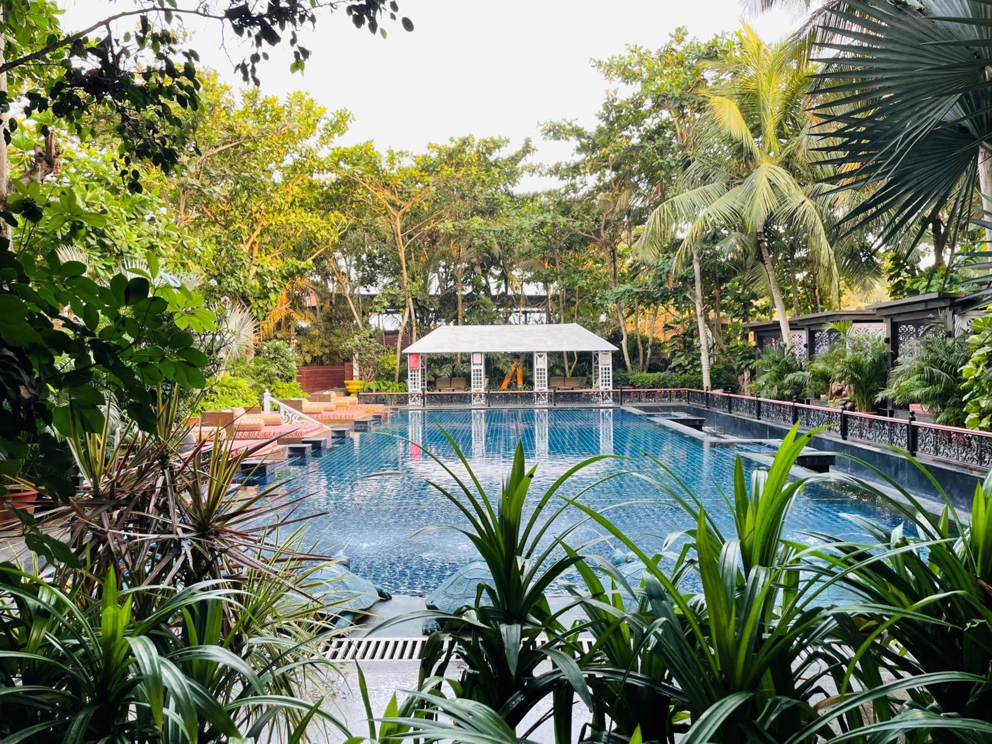Mayfair Palm Beach Resort Gopālpur 外观 照片